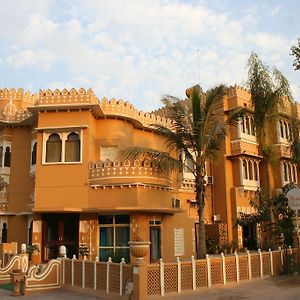 Hotel Pratap Palace